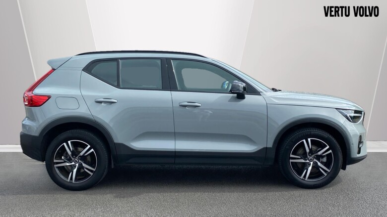 Volvo XC40 2.0 B3P Plus Dark 5dr Auto Petrol Estate